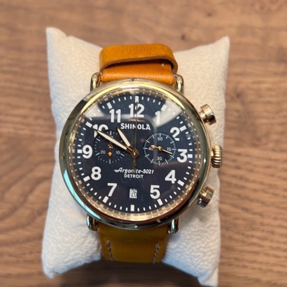 Shinola Runwell 41mm like new!